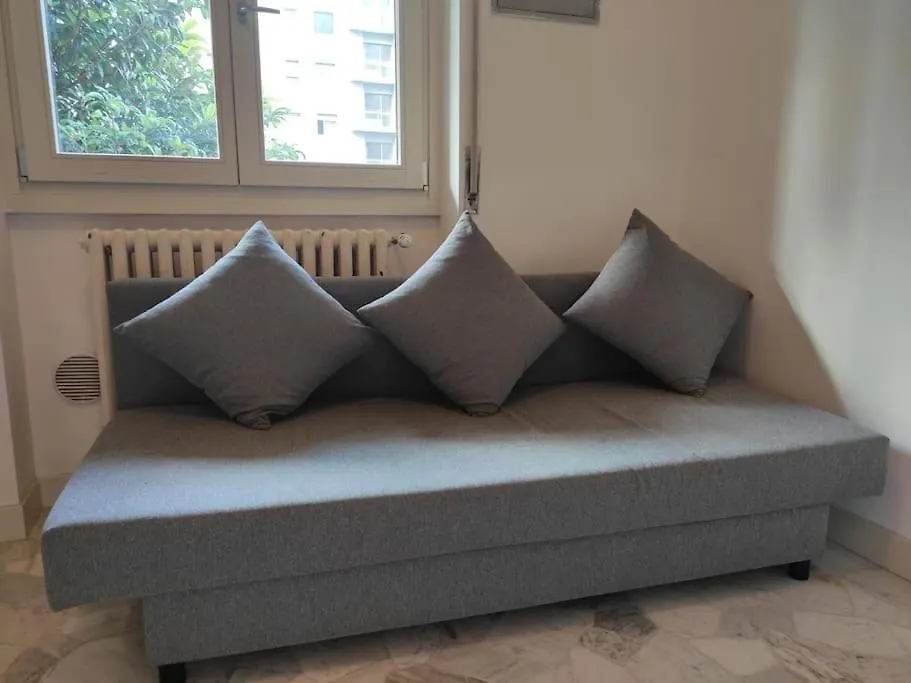 Bez Milan Apartment In Fashion Design District